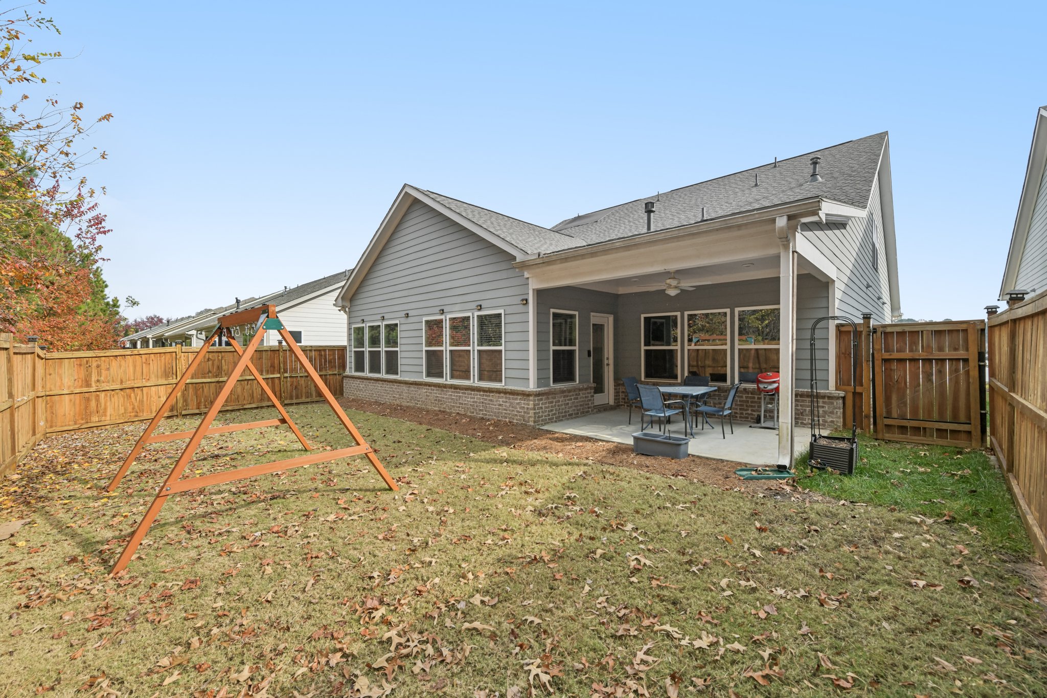 Barlow Pl-S2111-044.jpg