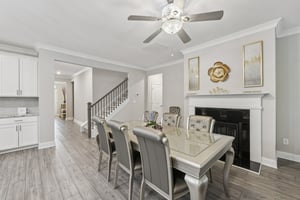 Barlow Pl-S2111-011.jpg