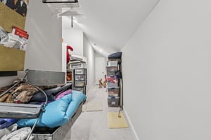 Barlow Pl-S2111-032.jpg