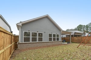 Barlow Pl-S2111-045.jpg