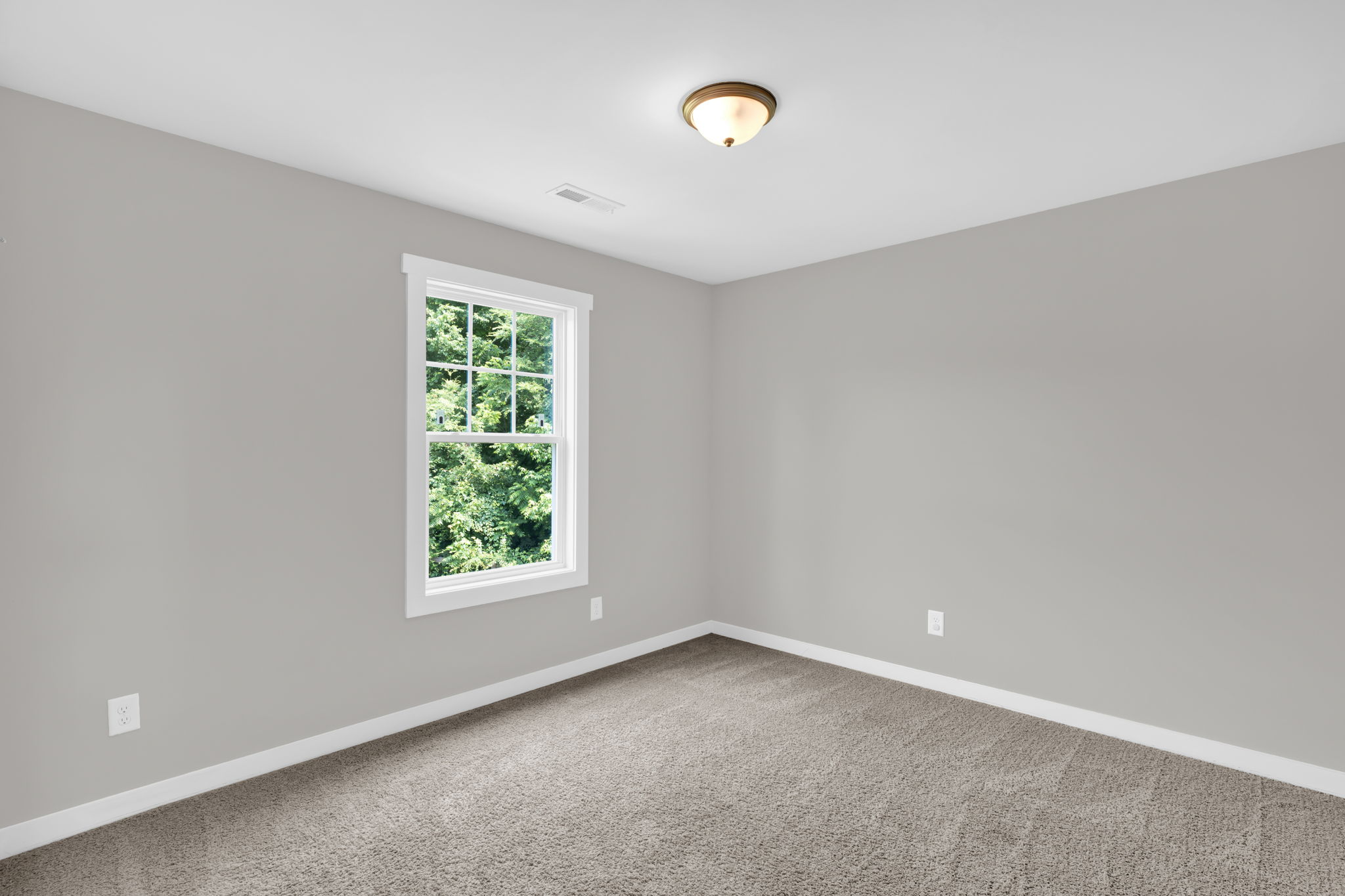 567 E Ridge Ave-20