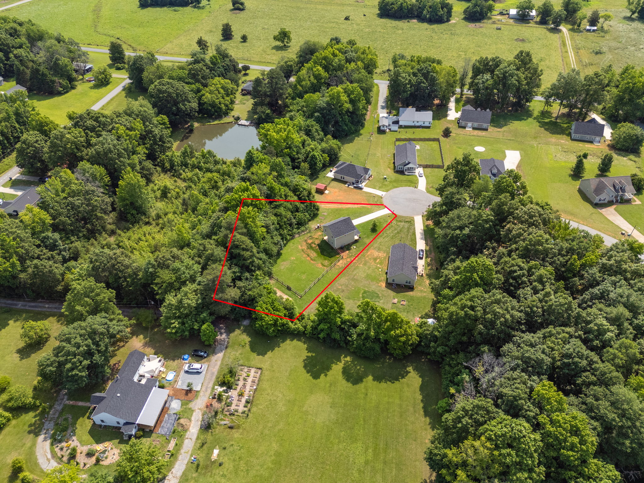 567 E Ridge Ave-41