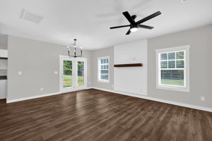 567 E Ridge Ave-6