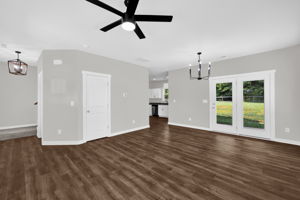 567 E Ridge Ave-7