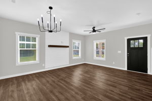 567 E Ridge Ave-9