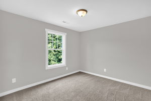 567 E Ridge Ave-20
