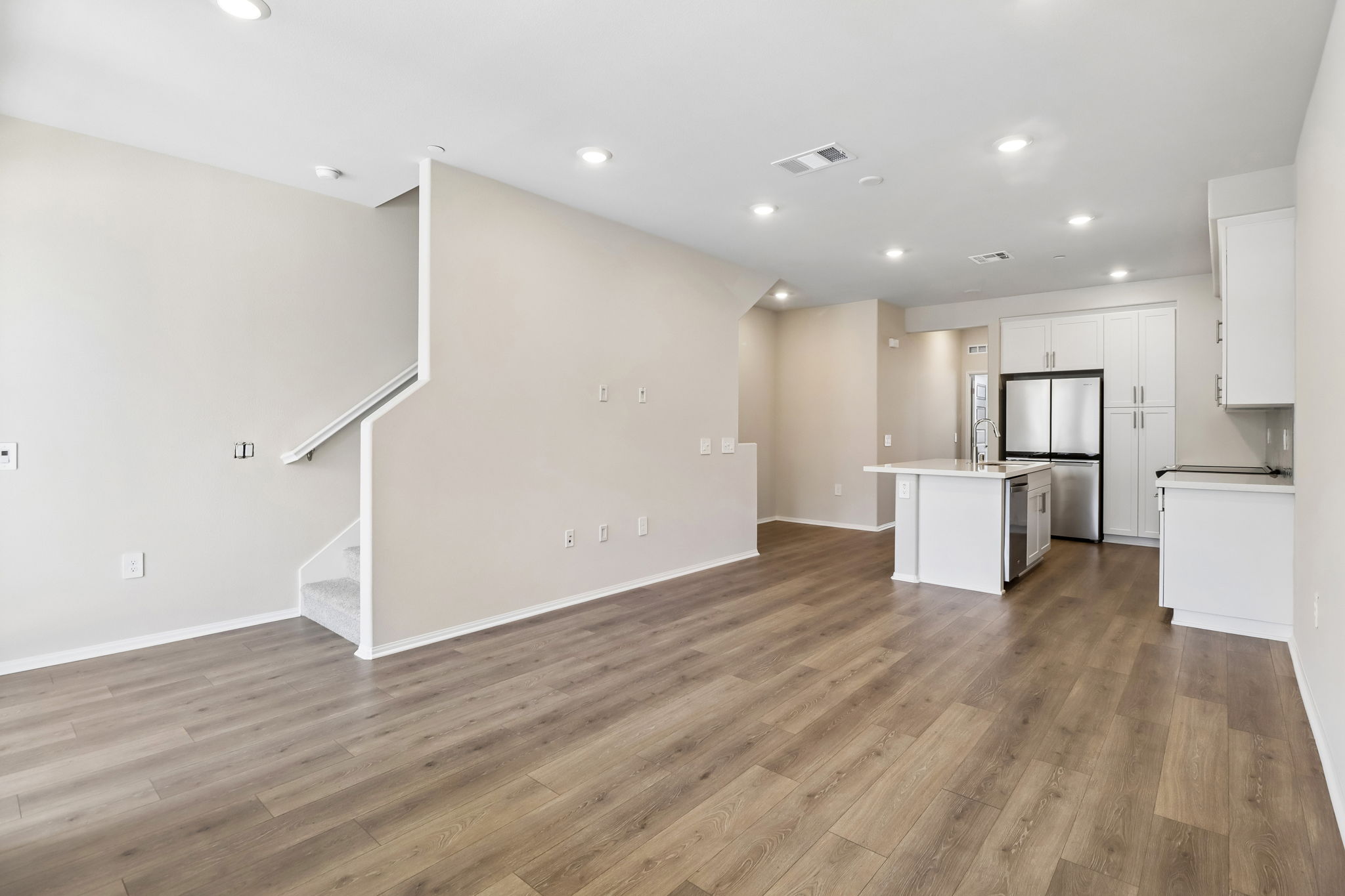 SoCal - Pacifica - 567 Toledo Way Oceanside CA 92057 - 003