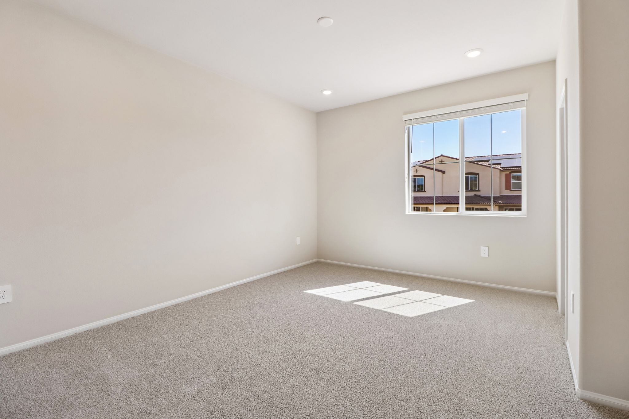 SoCal - Pacifica - 567 Toledo Way Oceanside CA 92057 - 016