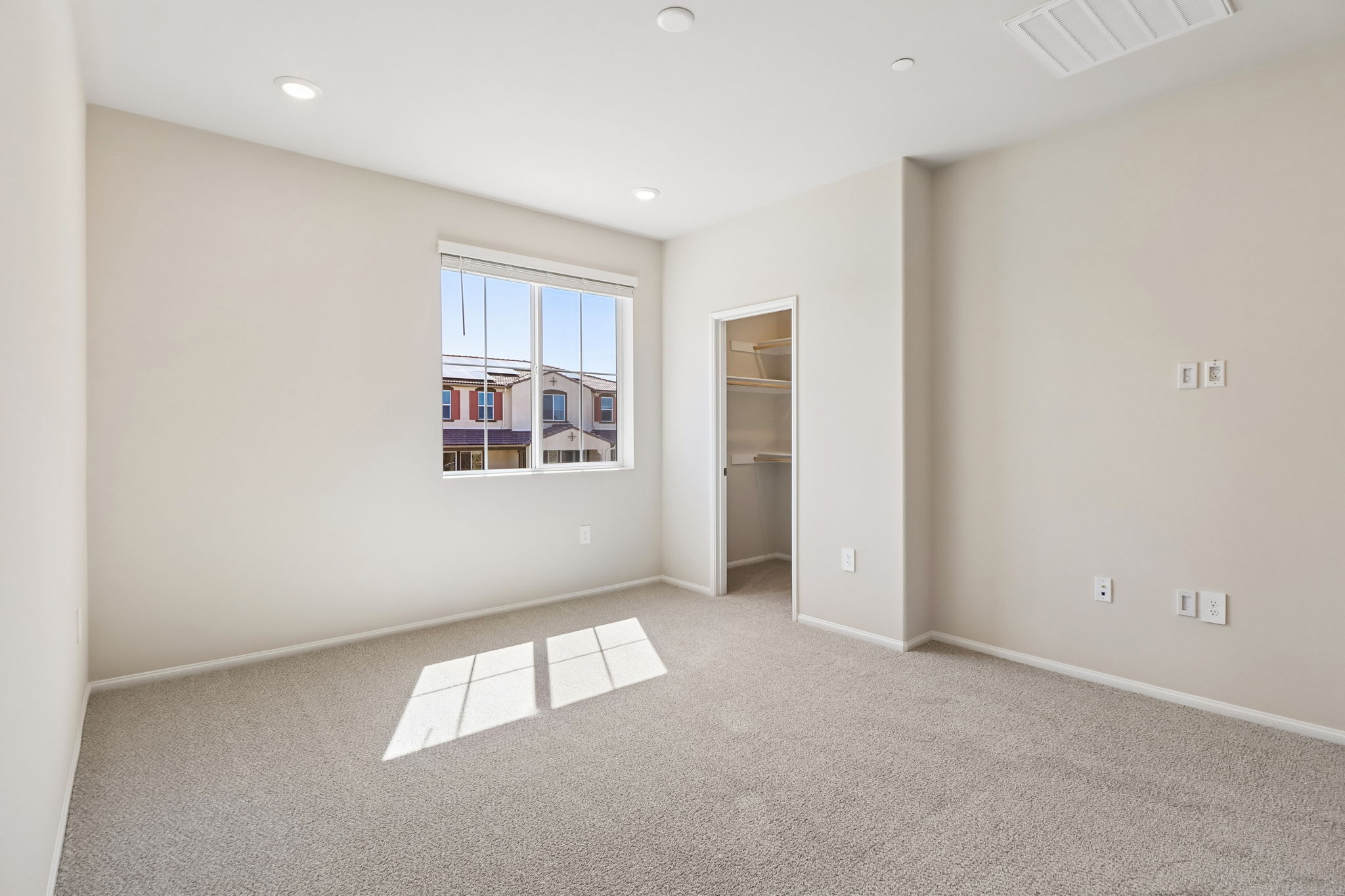 SoCal - Pacifica - 567 Toledo Way Oceanside CA 92057 - 017