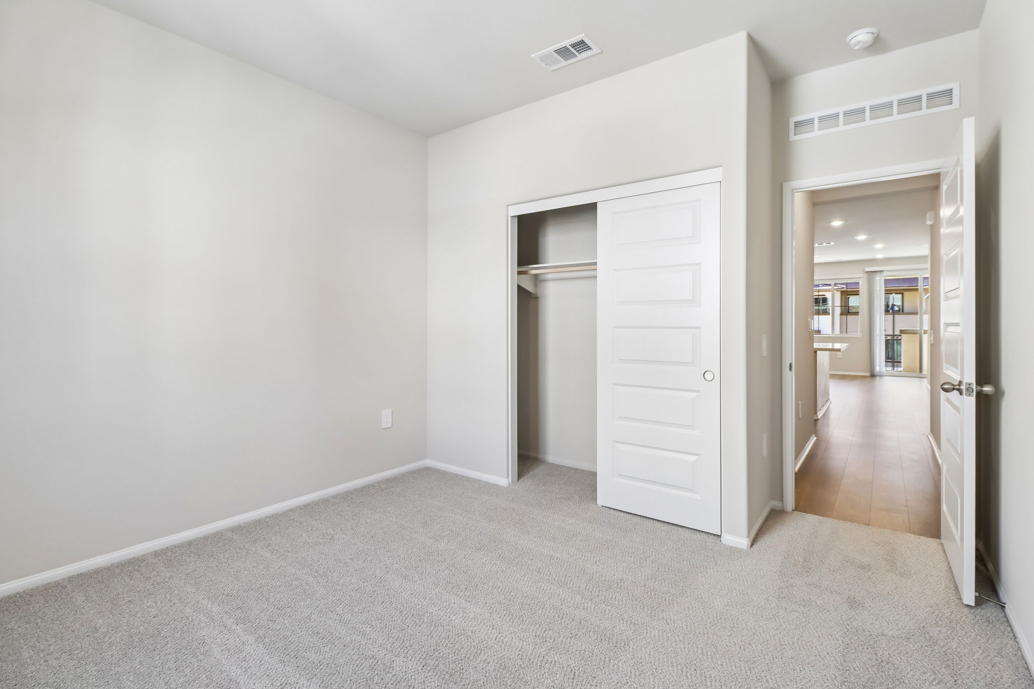 SoCal - Pacifica - 567 Toledo Way Oceanside CA 92057 - 026
