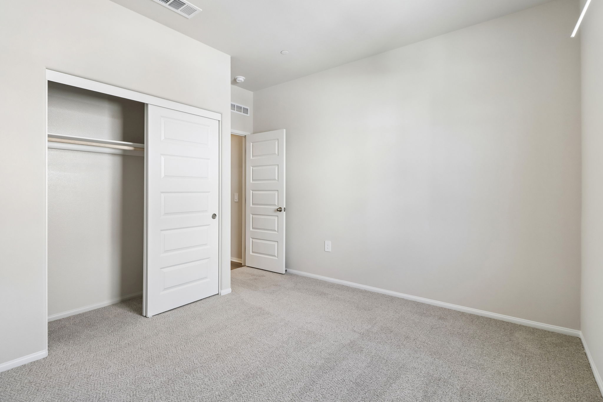 SoCal - Pacifica - 567 Toledo Way Oceanside CA 92057 - 027
