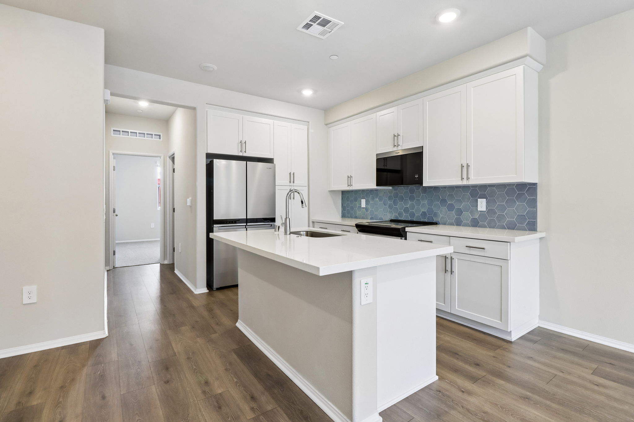 SoCal - Pacifica - 567 Toledo Way Oceanside CA 92057 - 006