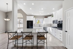 Kitchen (2)