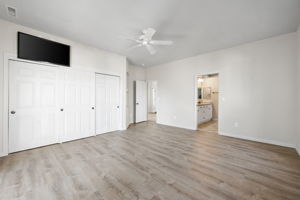 Primary Bedroom (2)