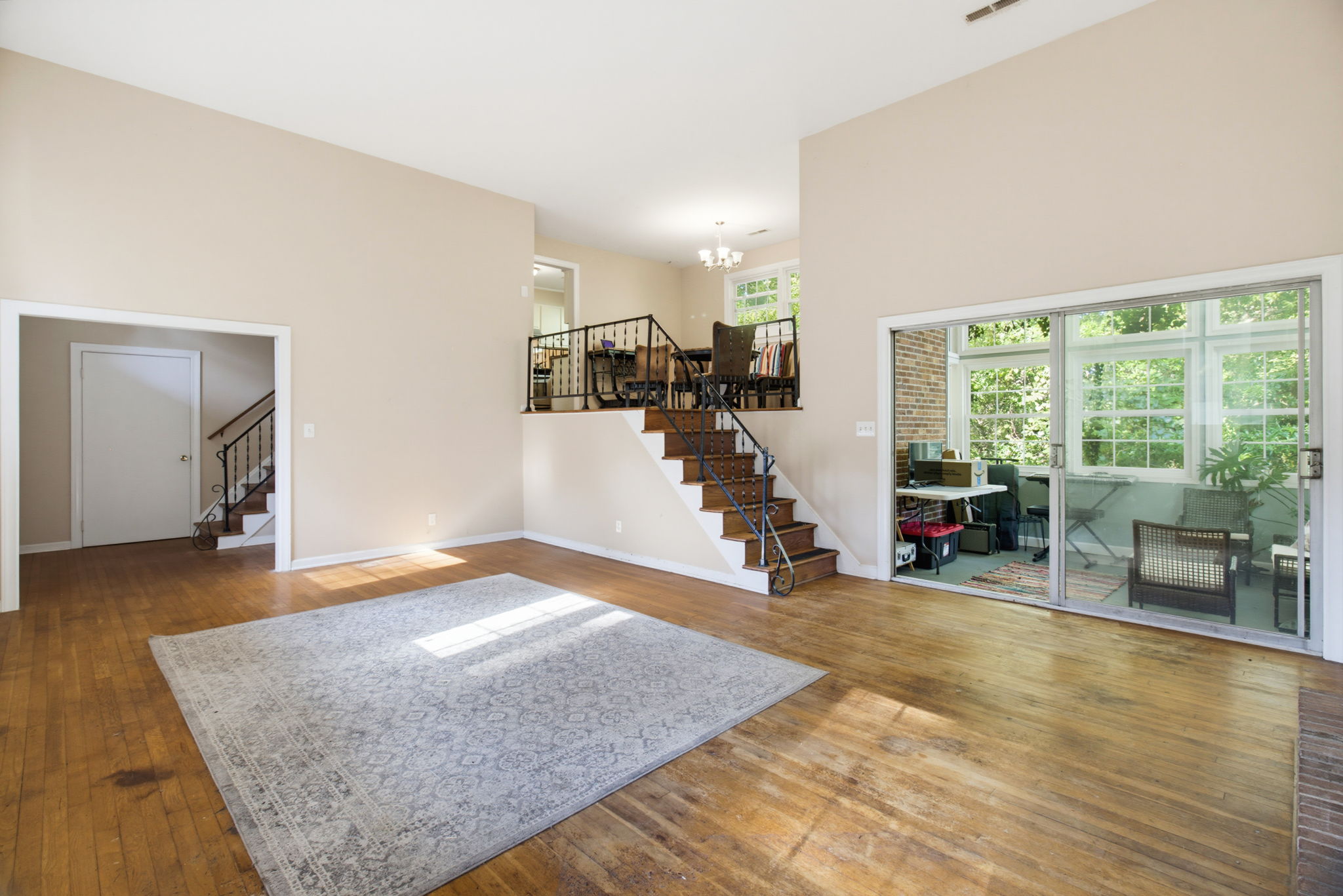 5675 Sweetbriar Rd-6