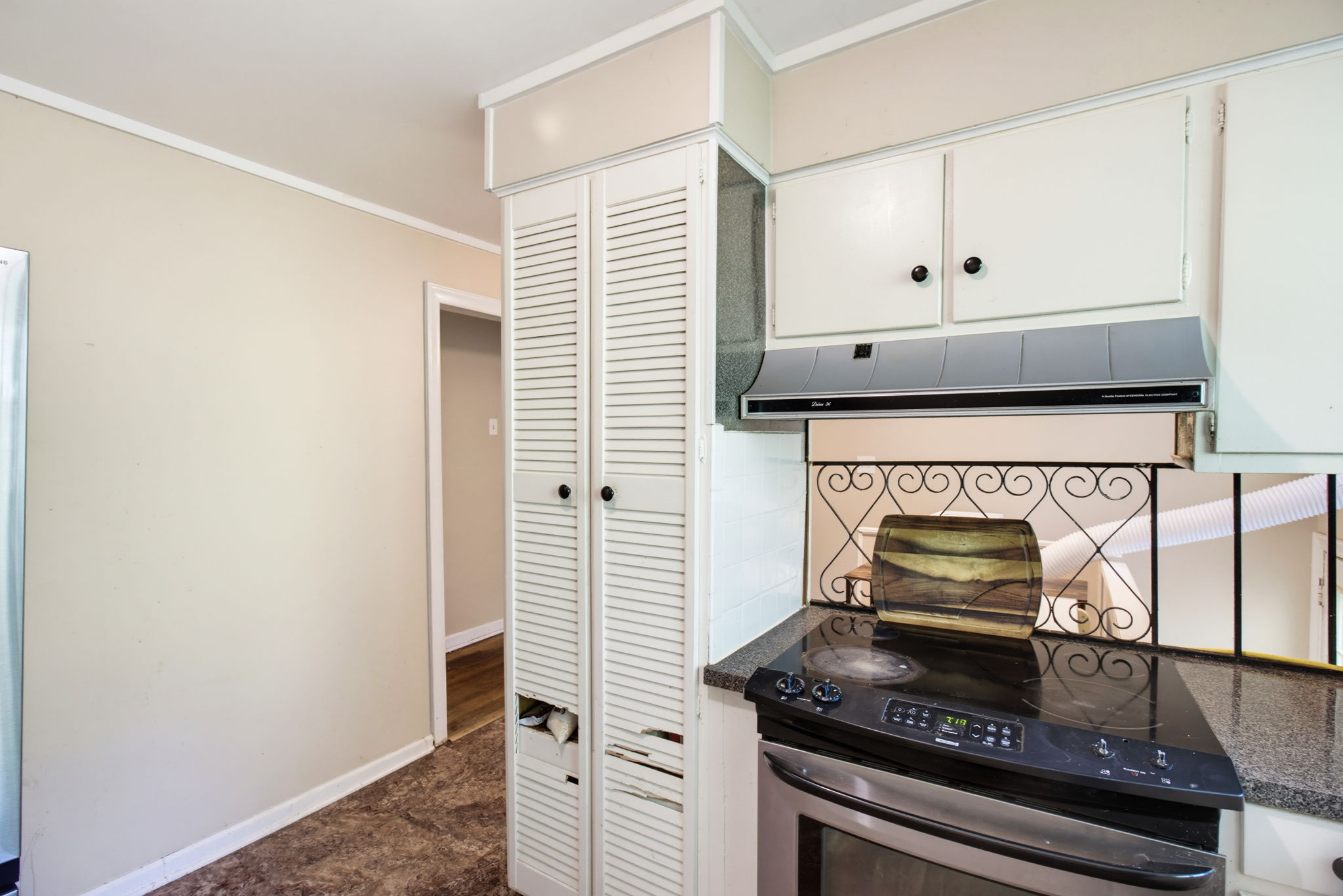 5675 Sweetbriar Rd-16