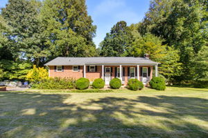 5675 Sweetbriar Rd-1