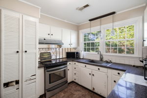 5675 Sweetbriar Rd-12