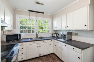 5675 Sweetbriar Rd-14