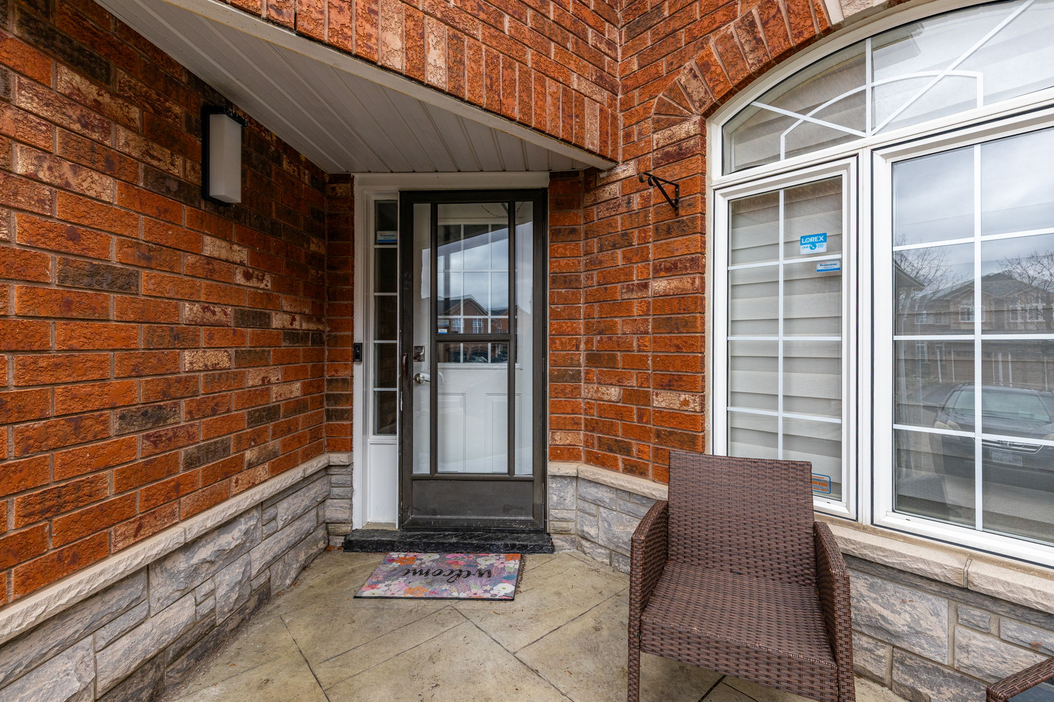 Property in Mississauga — delivered property photograph 3