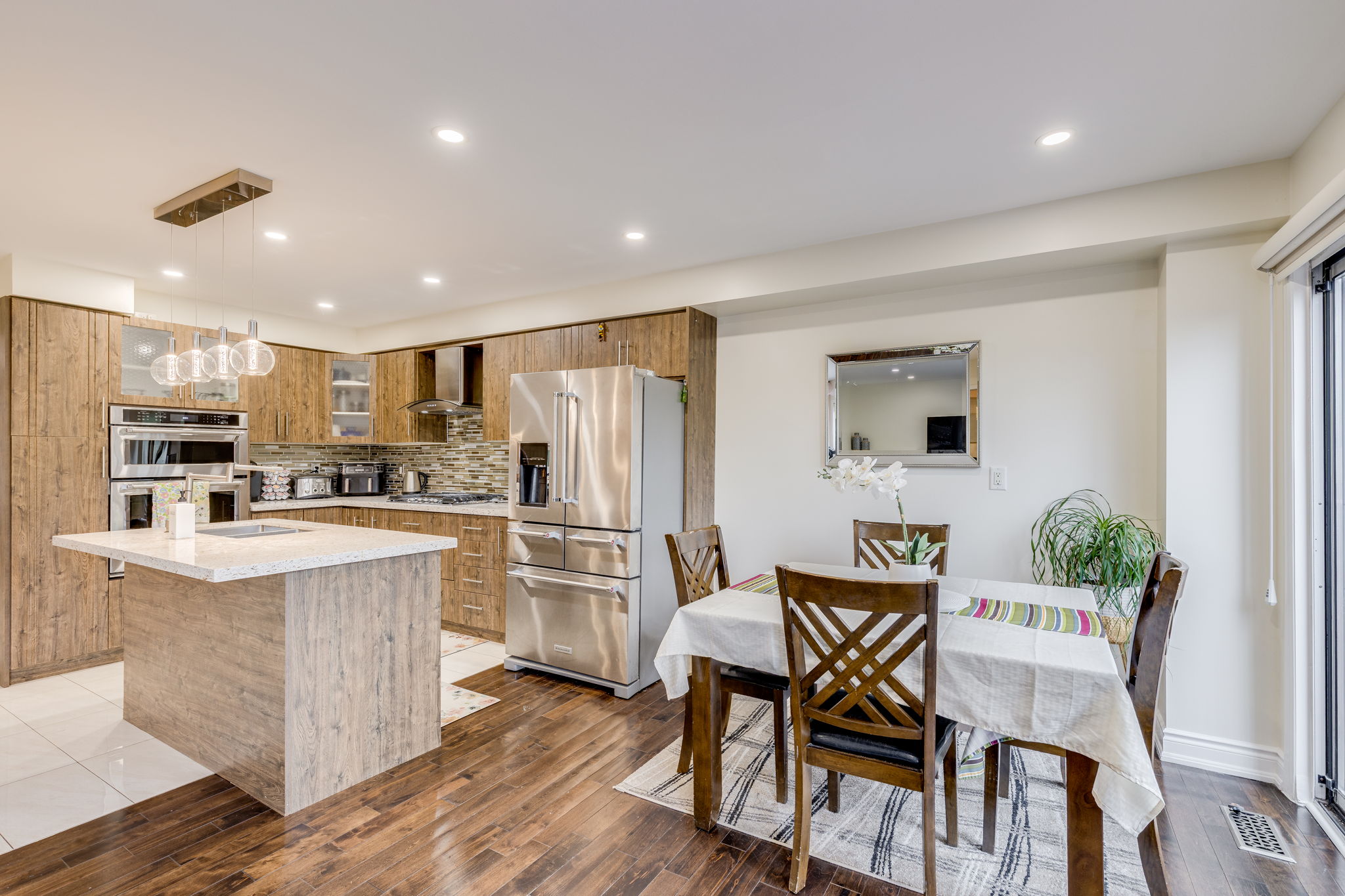 Property in Mississauga — delivered property photograph 10