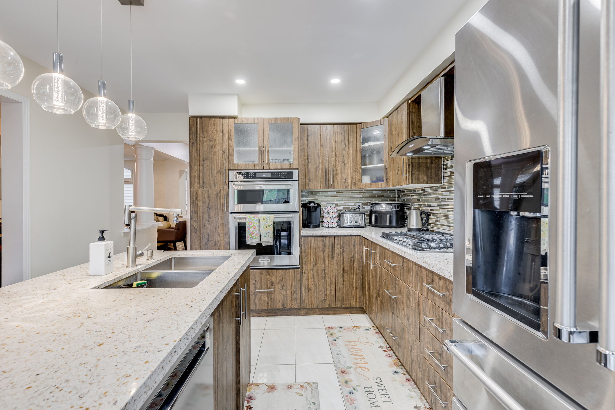 Property in Mississauga — delivered property photograph 12