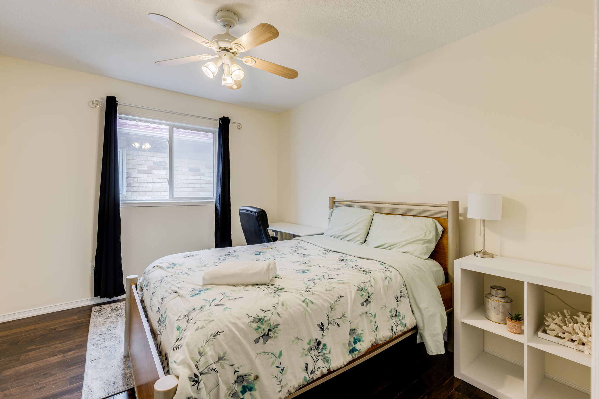 Property in Mississauga — delivered property photograph 24