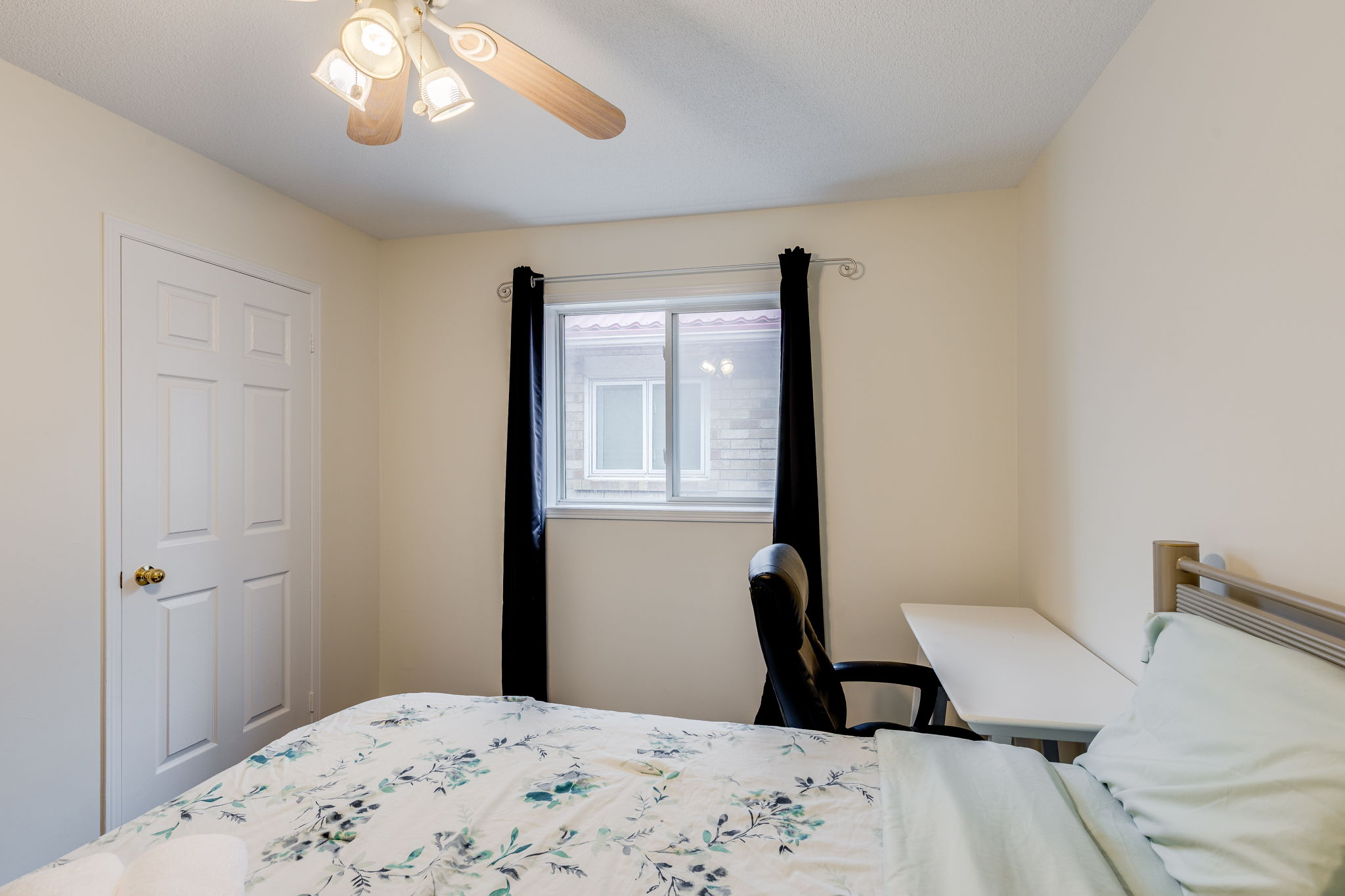 Property in Mississauga — delivered property photograph 25