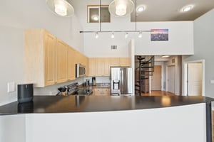 S Park Pl-2805-027.jpg