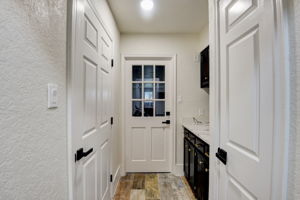 Encino Park Rd-029