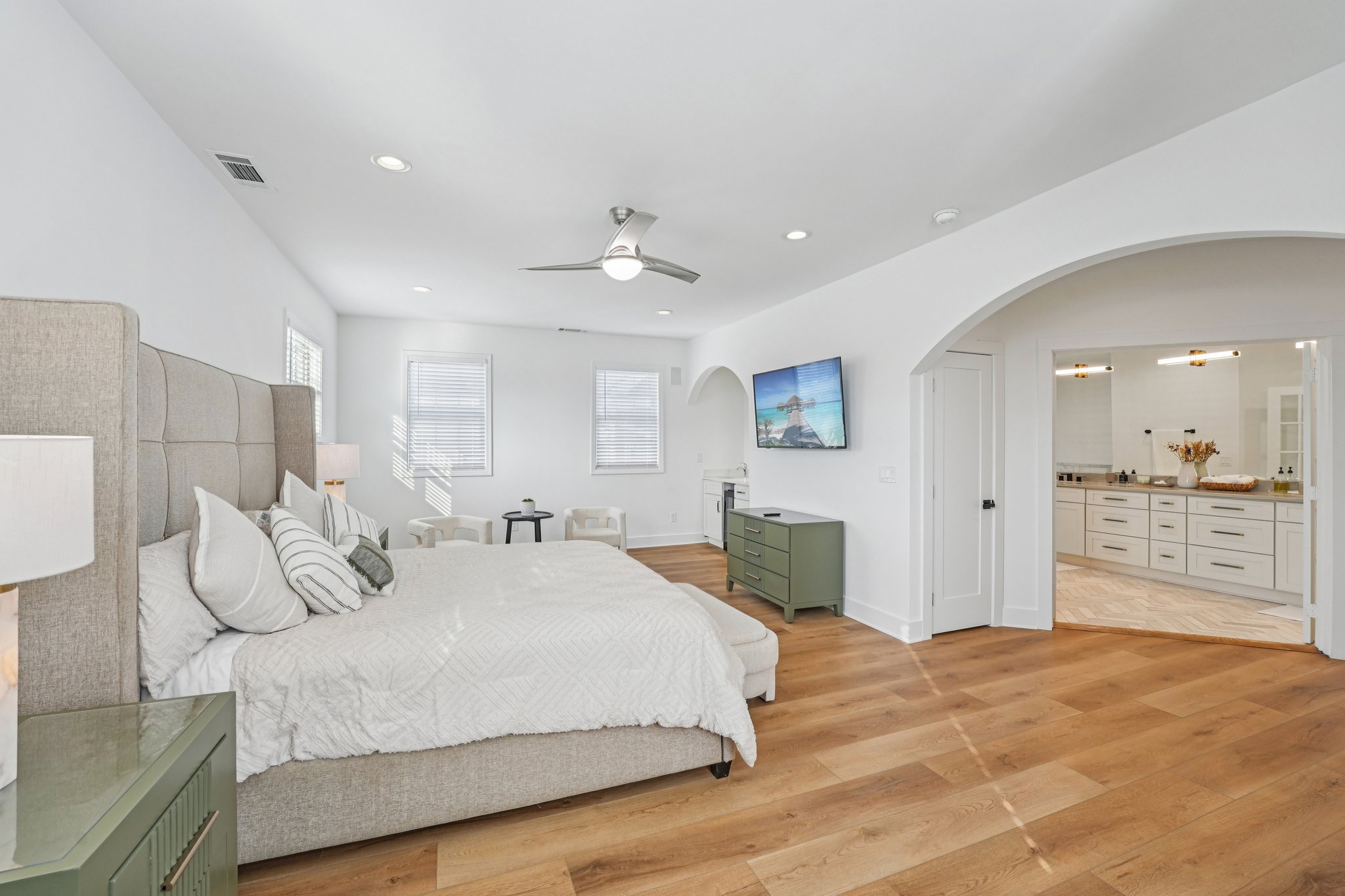 John Wesley Dobbs Ave NE-S2002-047.jpg