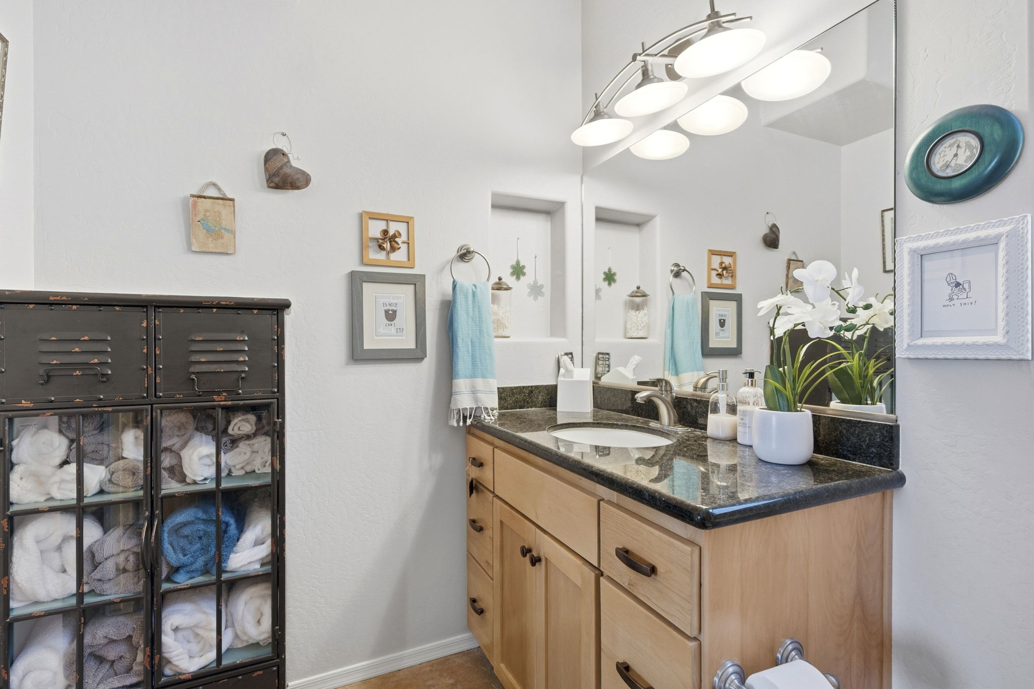 Bathroom 2(2)