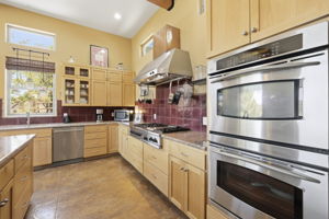 Kitchen 3