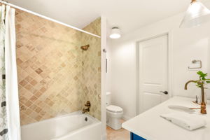  Photo 49