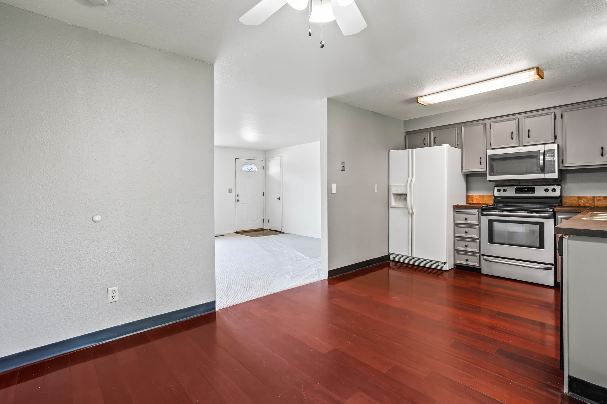 Dining Room/Kitchen