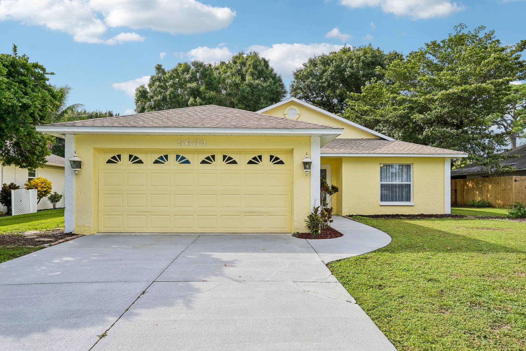 Alden Garden Way-S0210-003.jpg