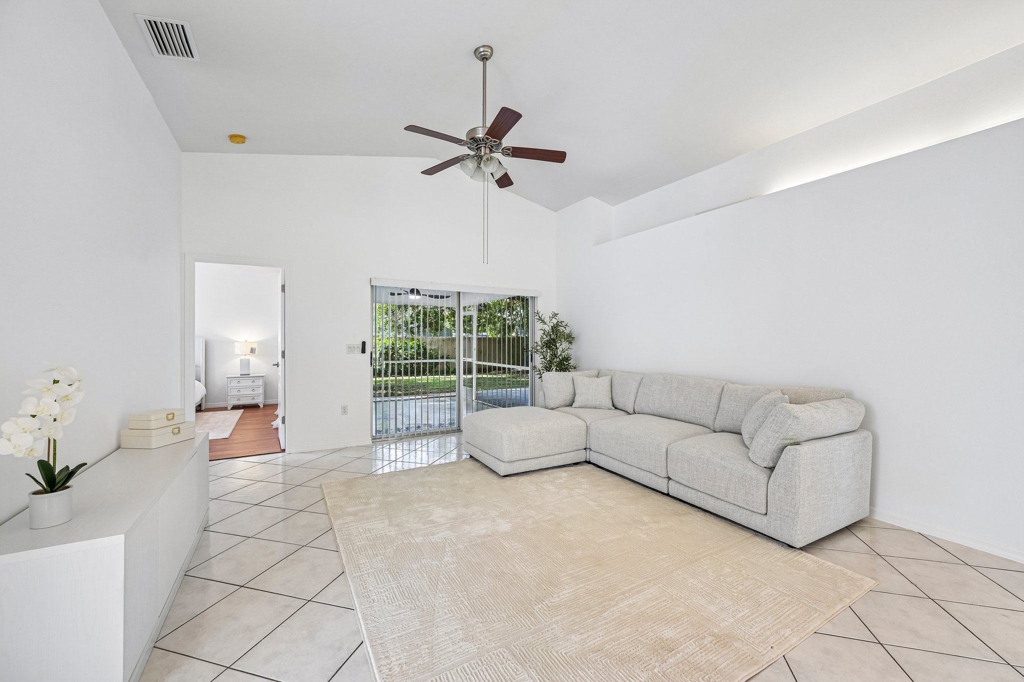 Alden Garden Way-S0210-008.jpg