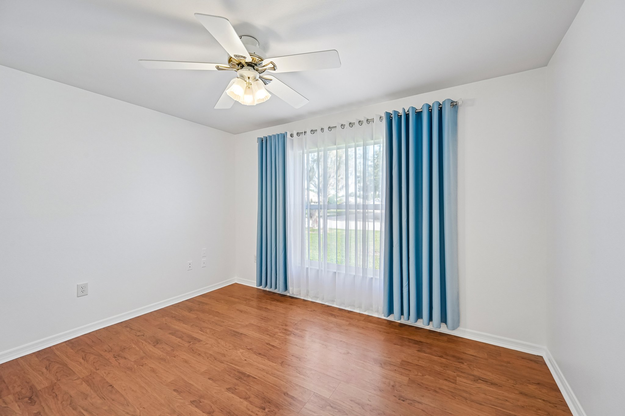 Alden Garden Way-S0210-021.jpg