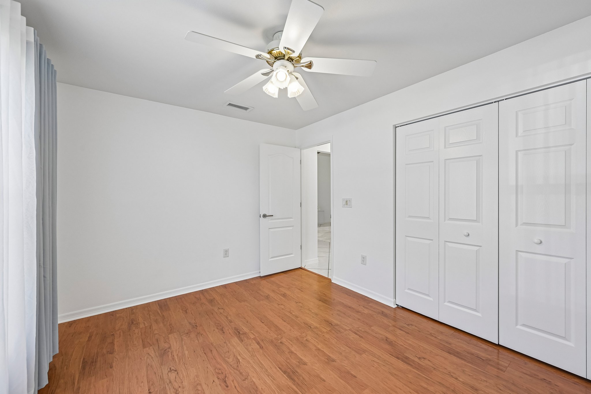 Alden Garden Way-S0210-023.jpg