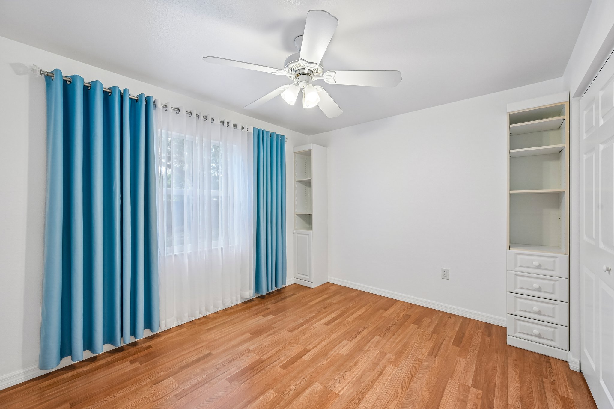 Alden Garden Way-S0210-025.jpg