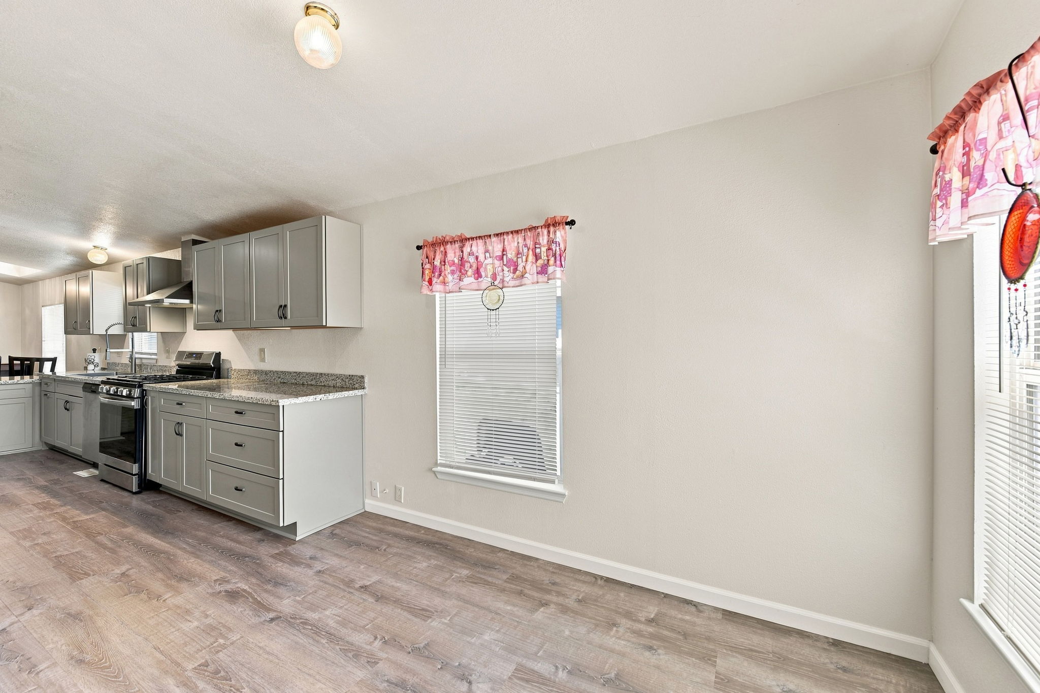 017_F8_5685 Cody Dr