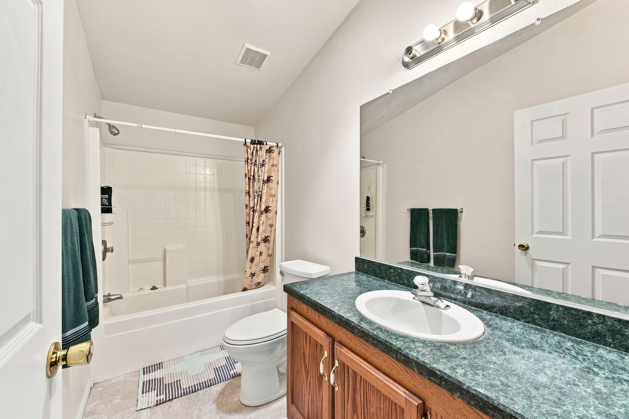 027_F8_5685 Cody Dr