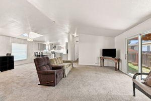 009_F8_5685 Cody Dr