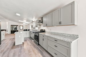 010_F8_5685 Cody Dr