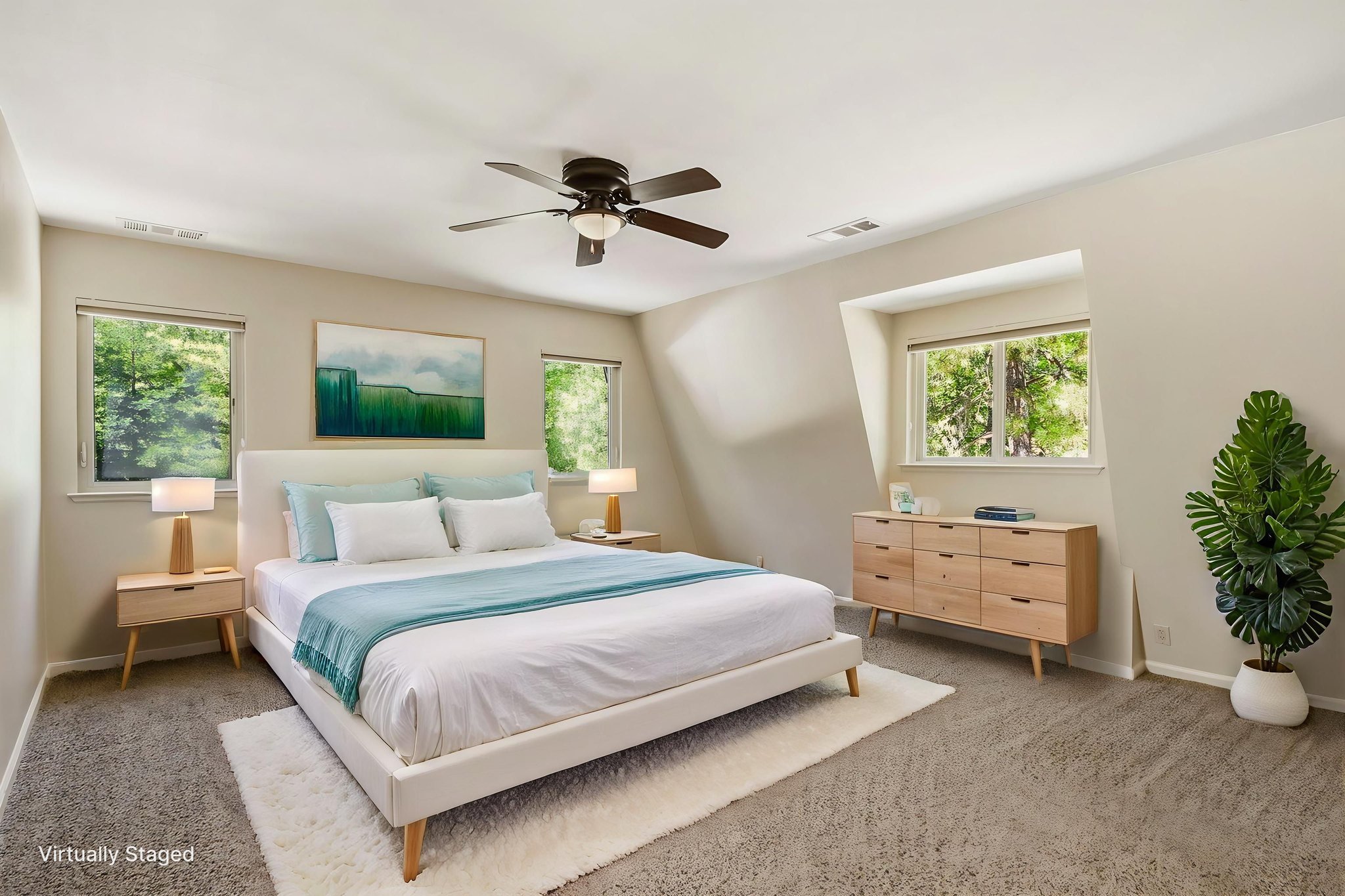 017_F8_5689 Maywood Dr virtually staged.jpeg