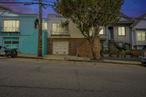  Photo 0