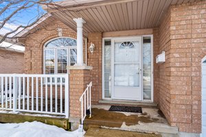 569 McTavish St, Fergus, ON N1M 3R1, CA Photo 1