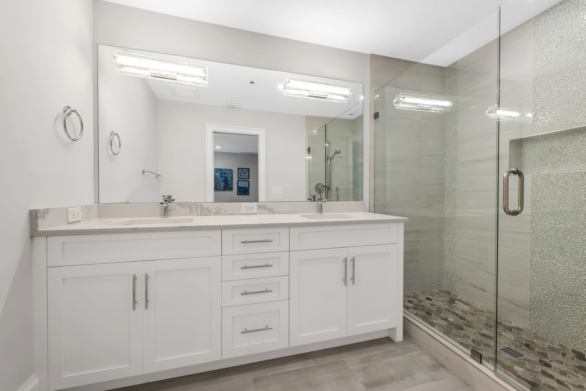 Guest Suite Bath