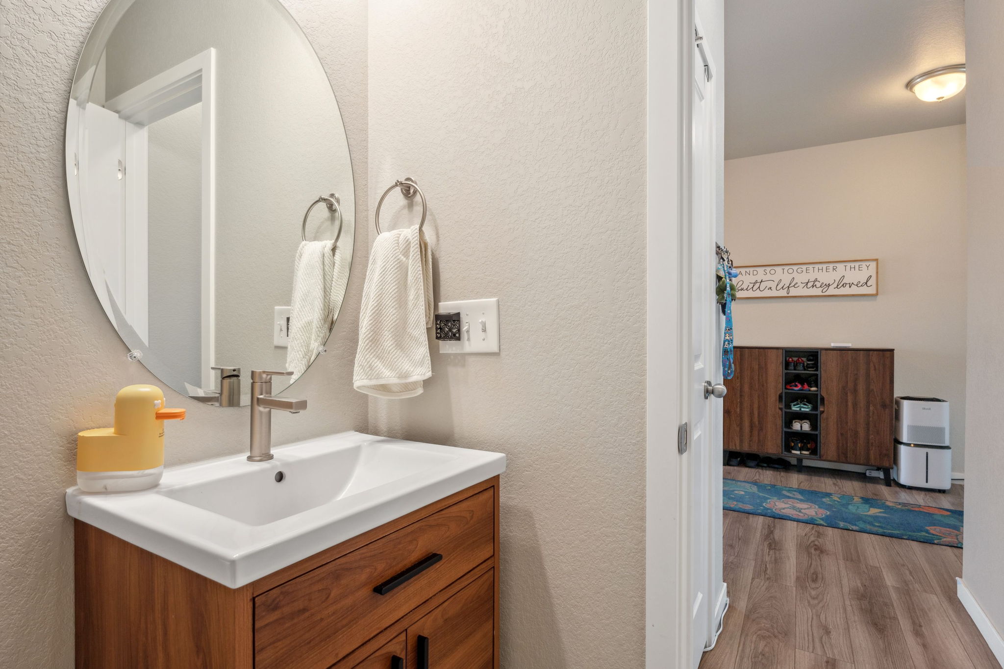 Main Floor 1/2 Bathroom