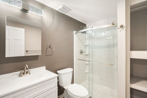  Photo 24